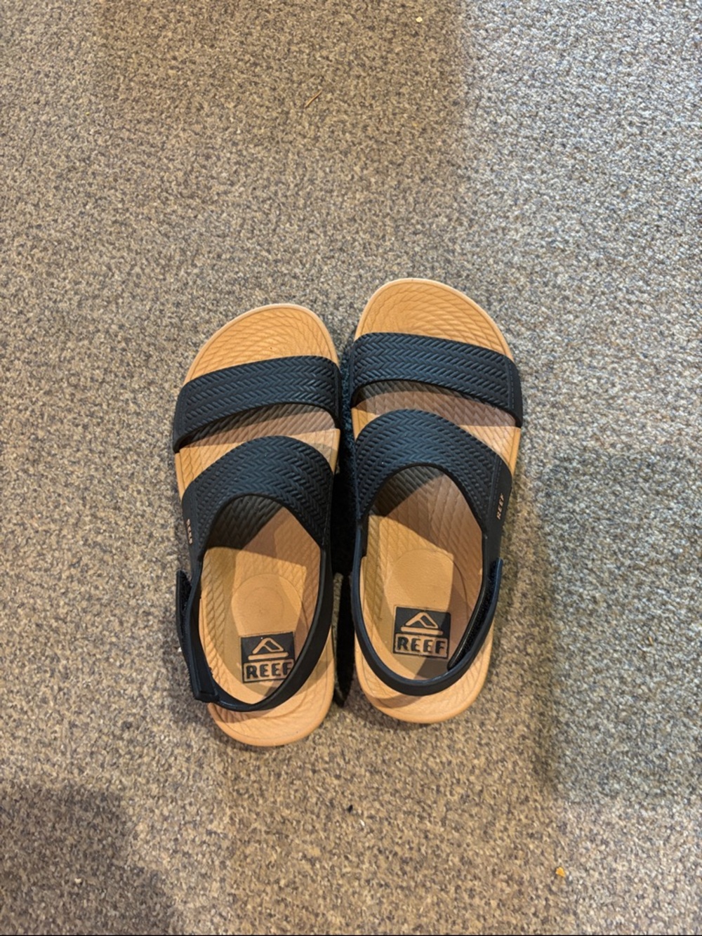 Reef Black and Tan Strappy Women's Sandals